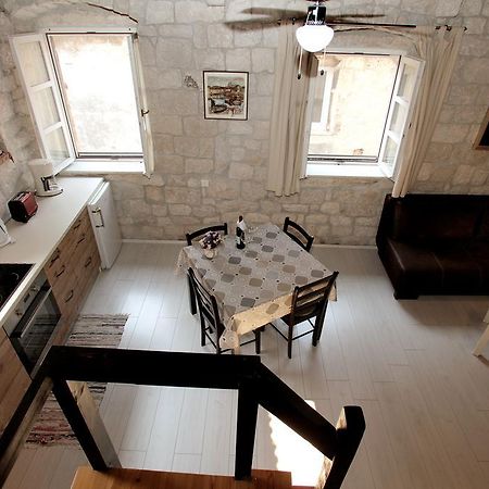 Apartment Tragurium Трогір Екстер'єр фото