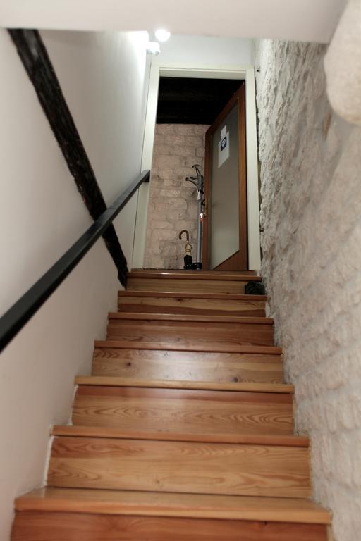 Apartment Tragurium Трогір Екстер'єр фото