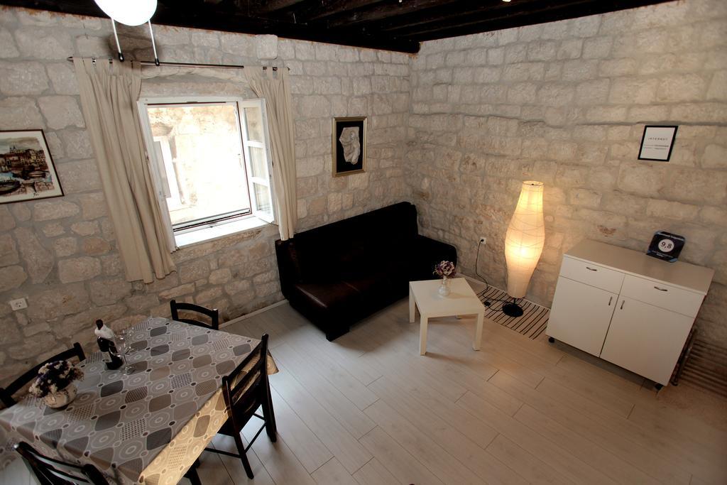 Apartment Tragurium Трогір Екстер'єр фото